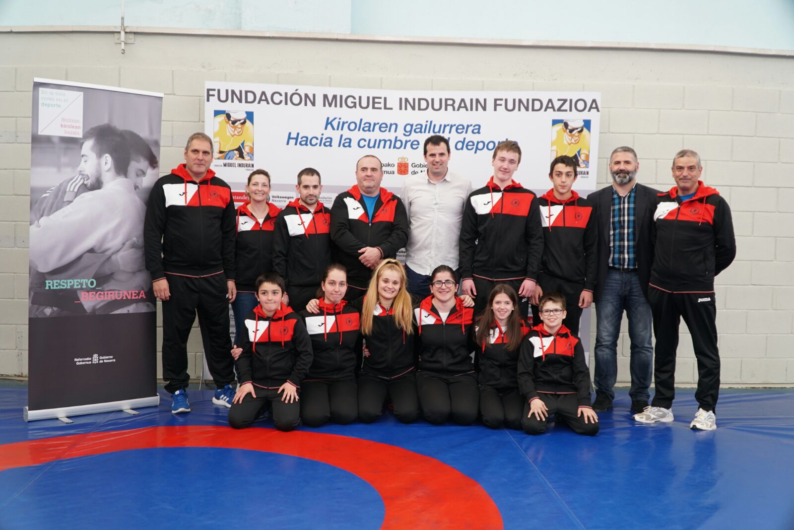 Convenio para la mejora del rendimiento deportivo de los y las deportistas de Lucha Ol&iacute;mpica de Navarra